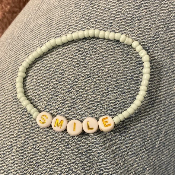 Beaded Bracelet with SMILE Letter Beads Women’s - Picture 2 of 5